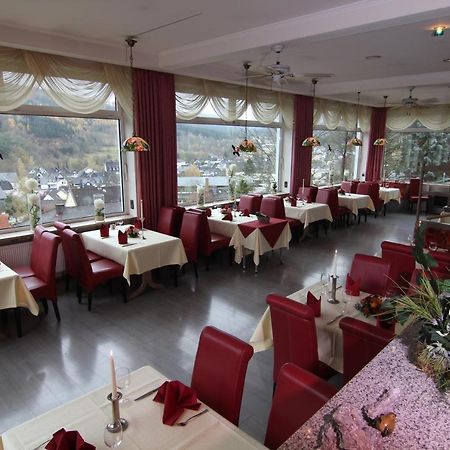 Hotel Lahnblick Бад-Ласфе Экстерьер фото