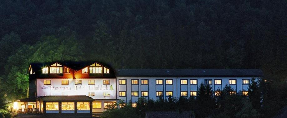 Hotel Lahnblick Бад-Ласфе Экстерьер фото